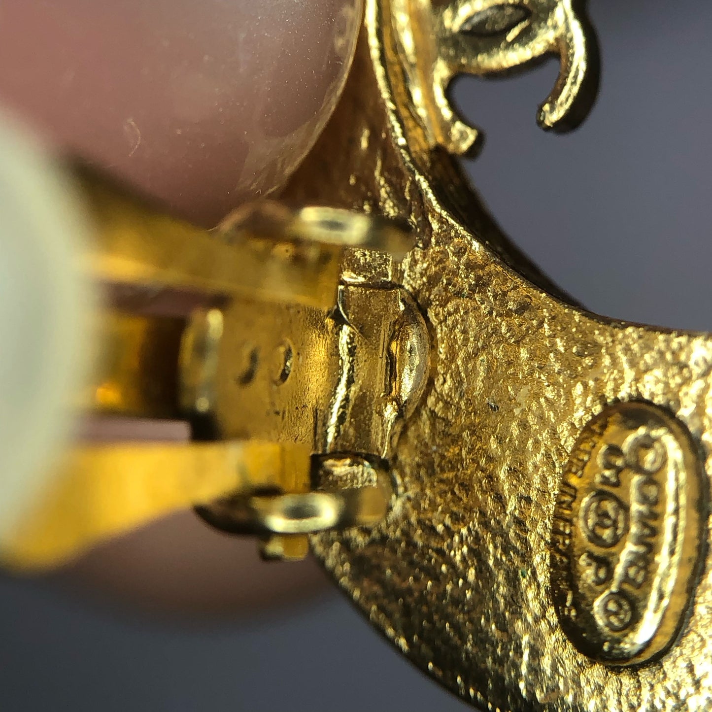Chanel - Other - Metal - Gold