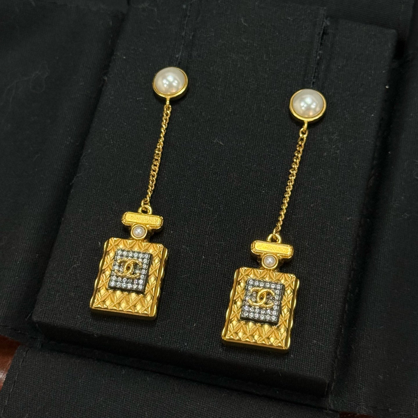 Chanel - Other - Metal - Gold
