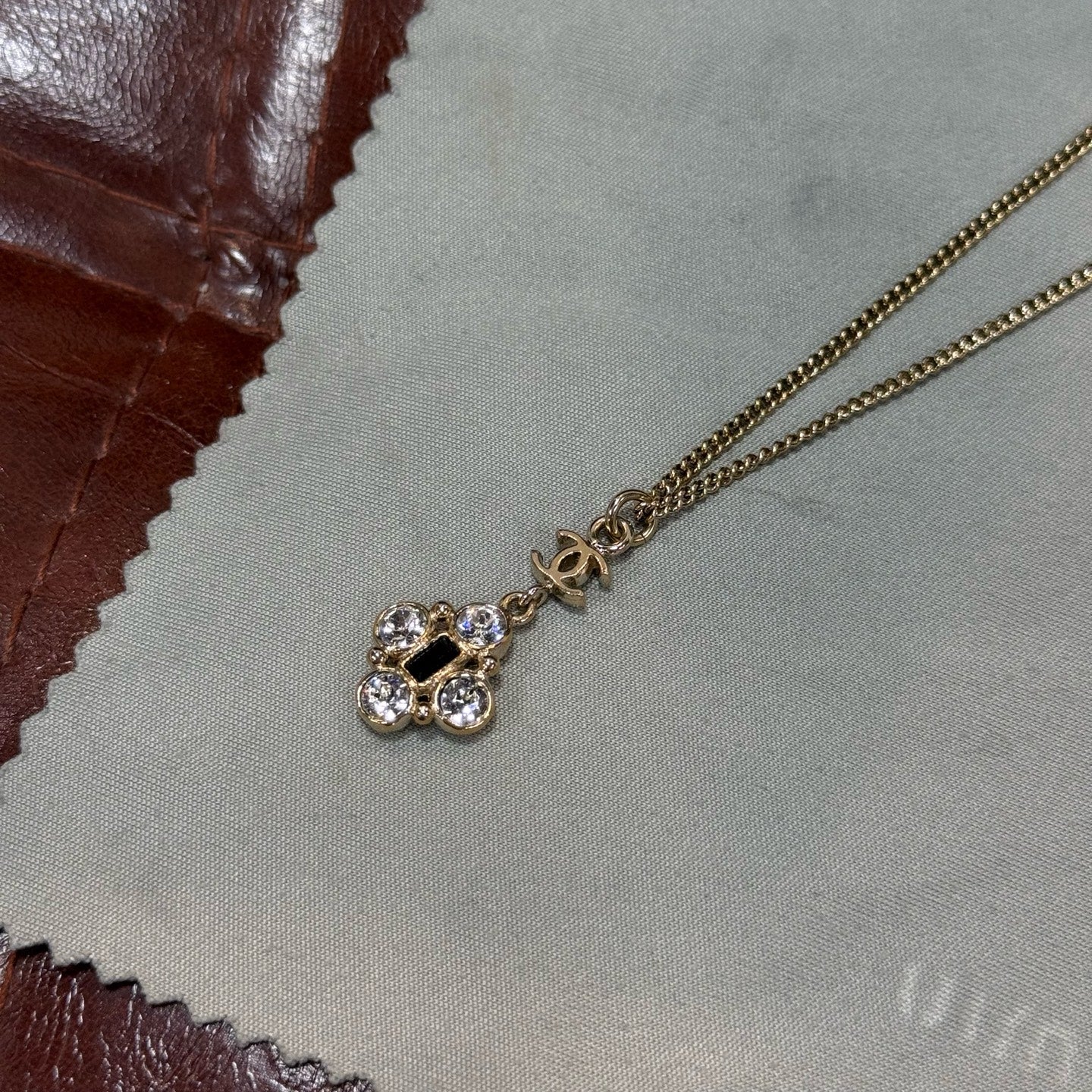 Chanel - Other - Metal - Gold