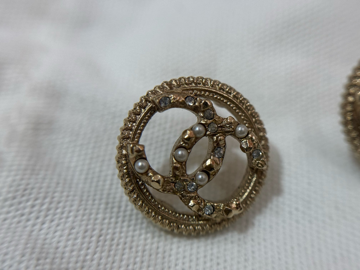 Chanel - Other - Metal - Gold