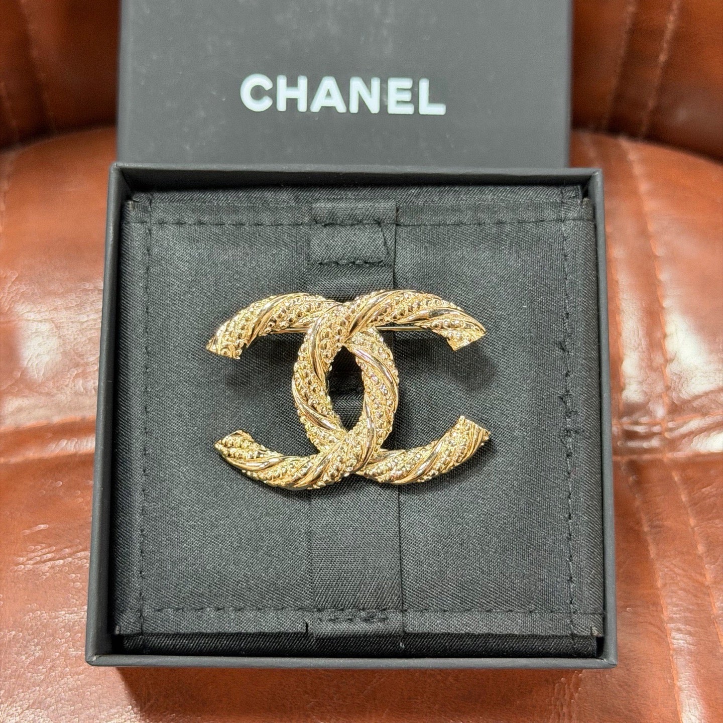 Chanel - Other - Metal - Gold