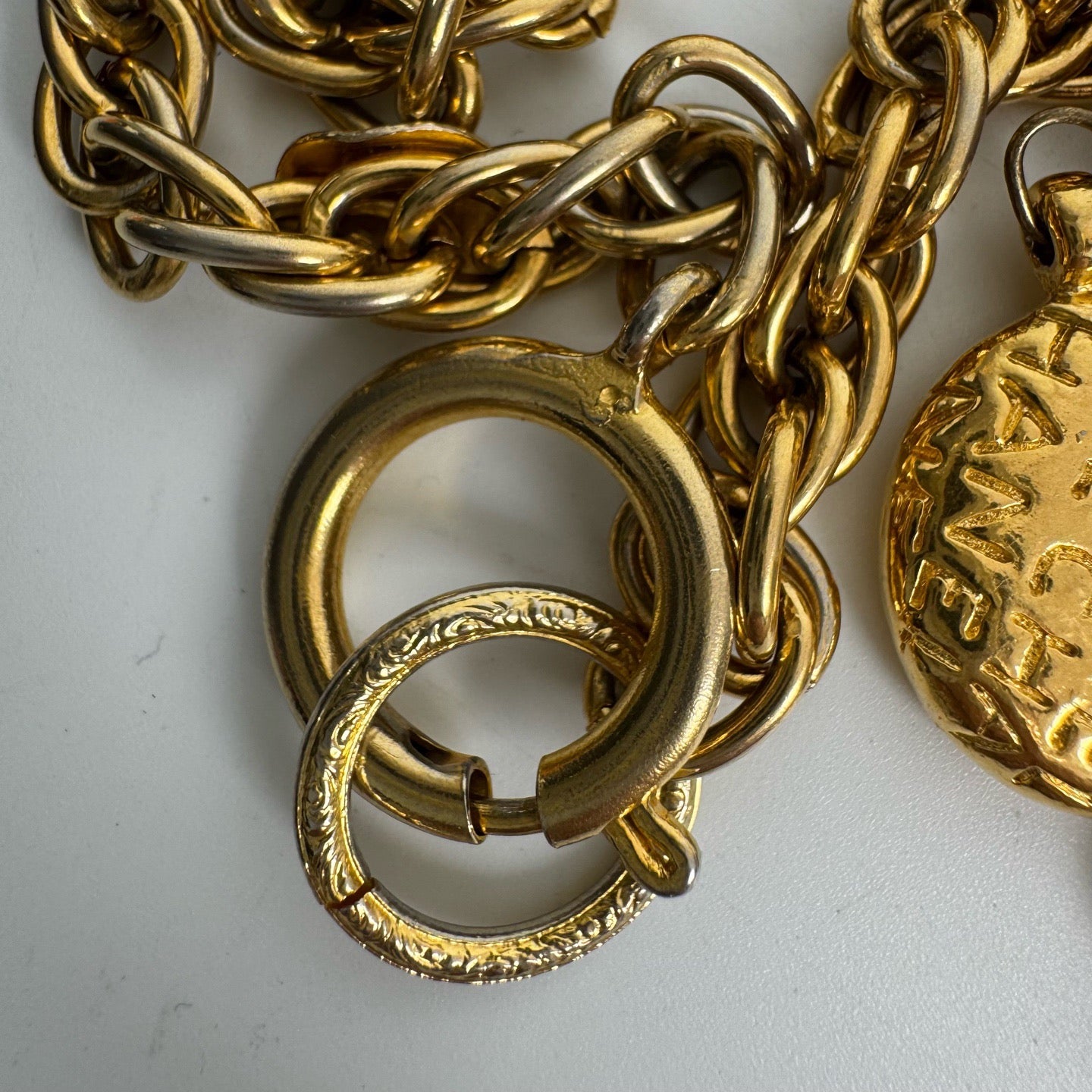 Chanel - Other - Metal - Gold