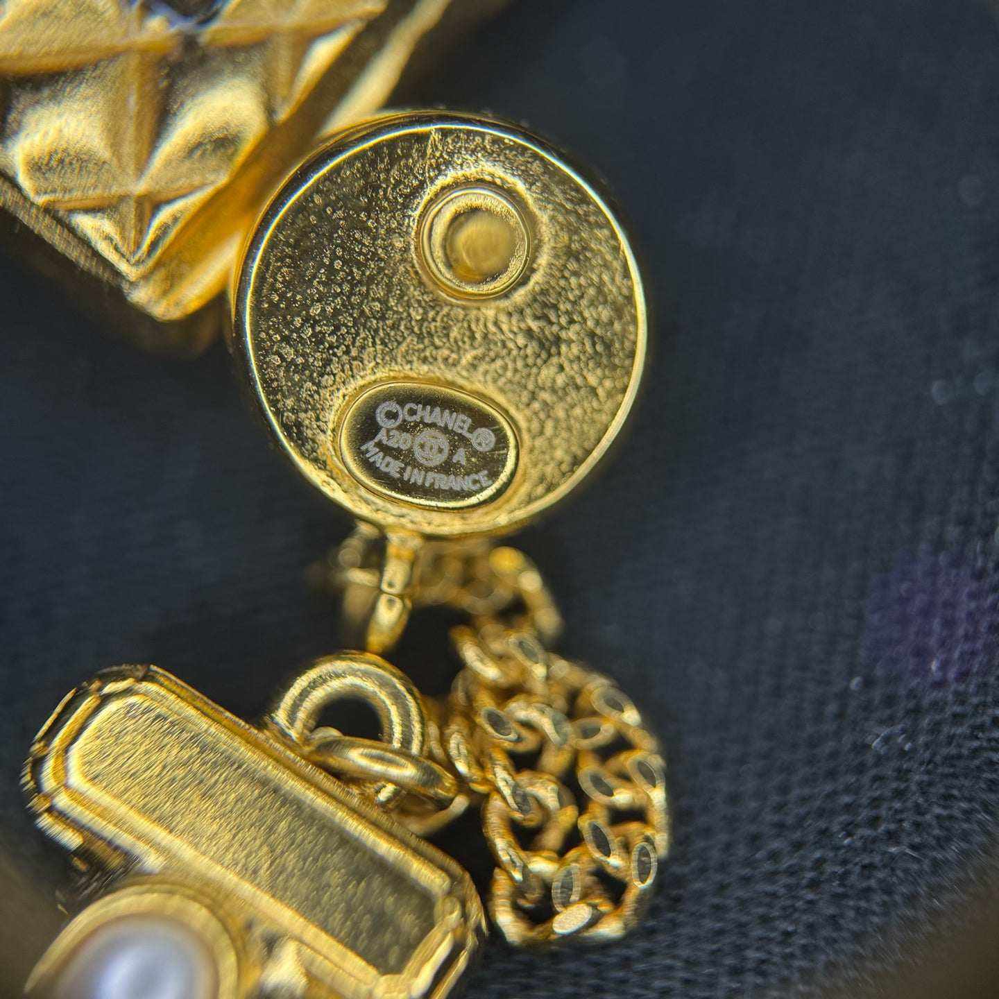 Chanel - Other - Metal - Gold