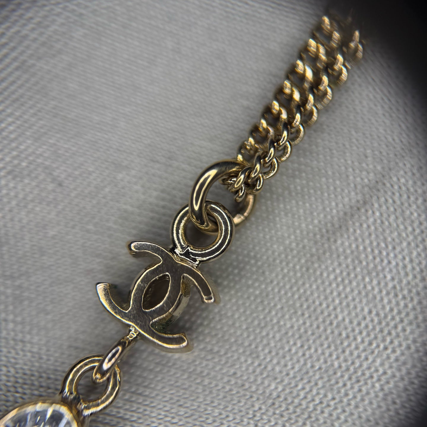 Chanel - Other - Metal - Gold