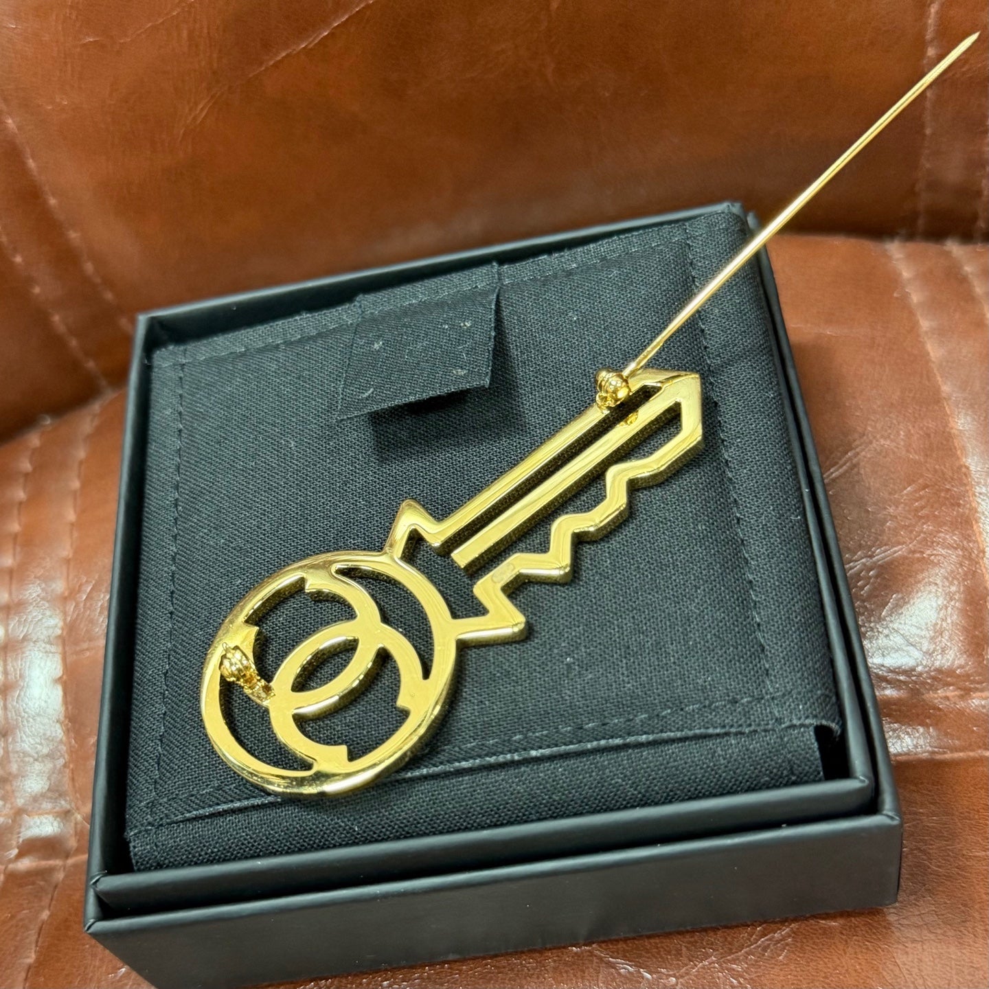Chanel - Other - Metal - Gold