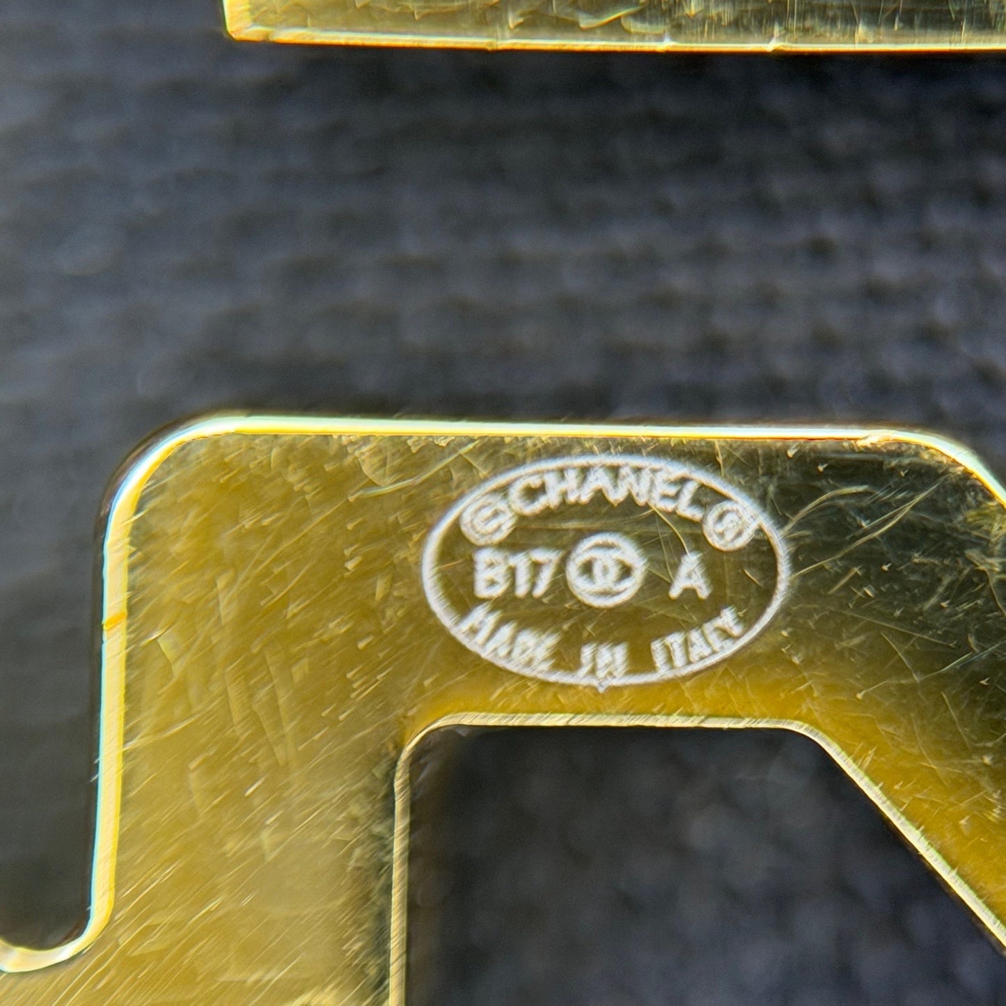 Chanel - Other - Metal - Gold