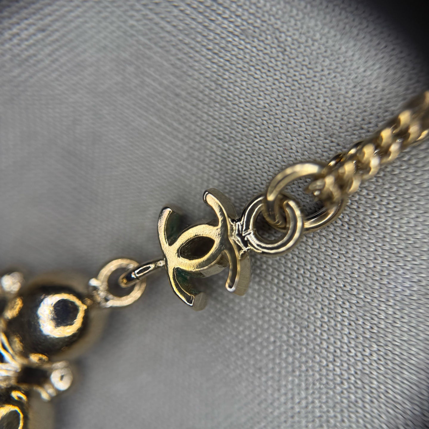Chanel - Other - Metal - Gold