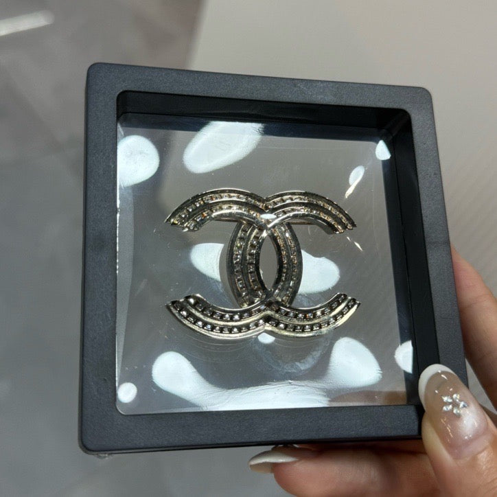 Chanel - Other - Metal - Gold