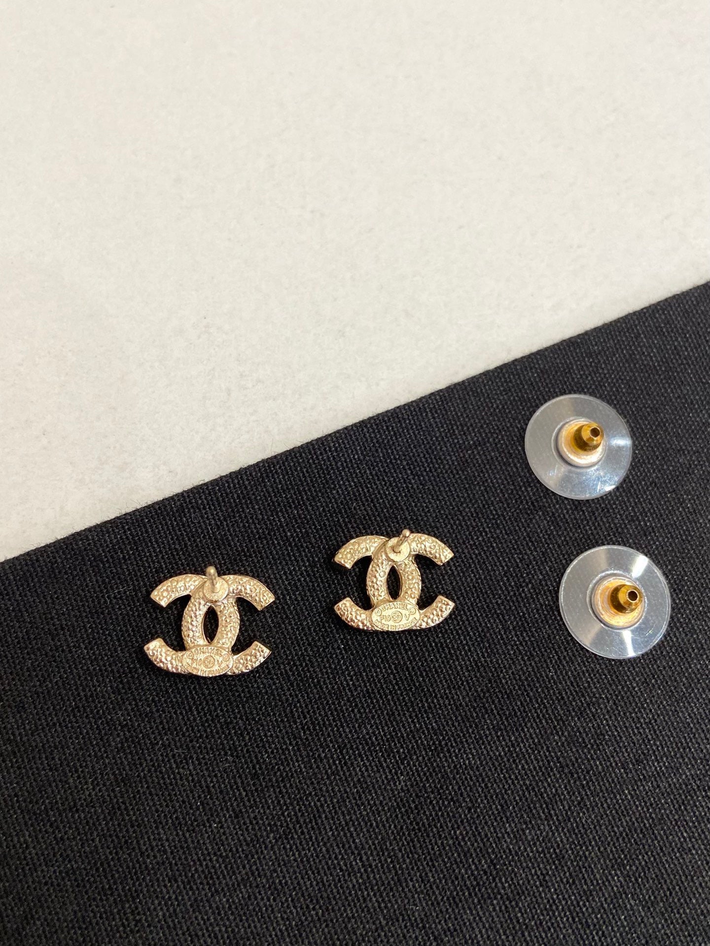 Chanel - Other - Metal - Gold - (3.0)