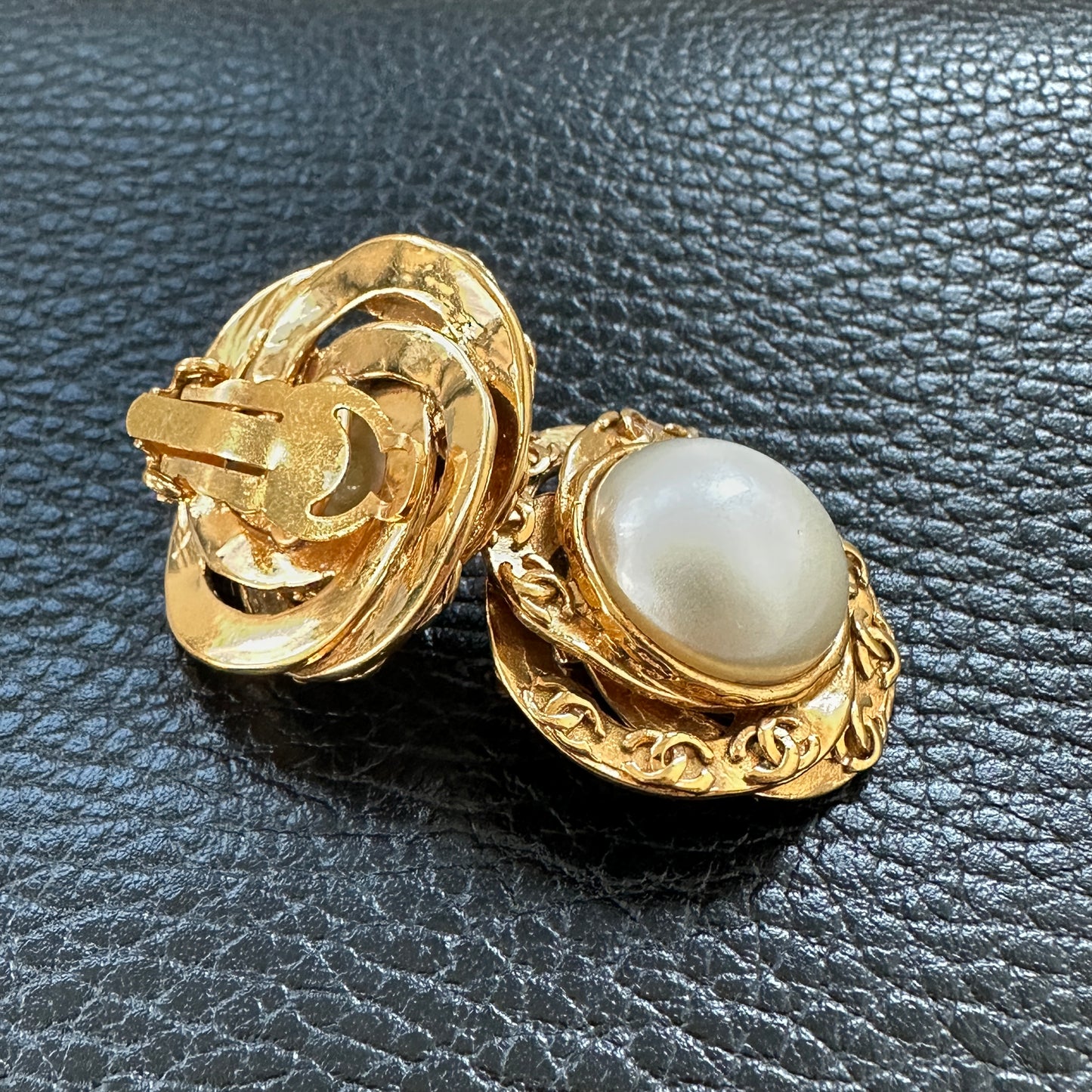 Chanel - Other - Metal - Gold - (3 cm)