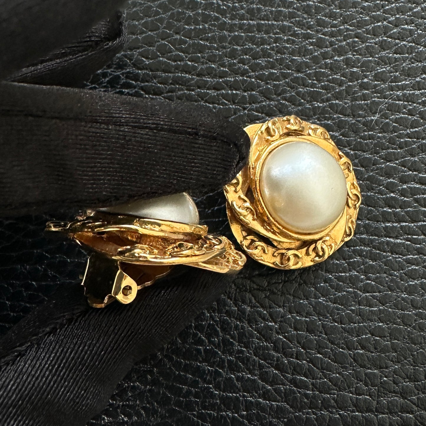 Chanel - Other - Metal - Gold - (3 cm)