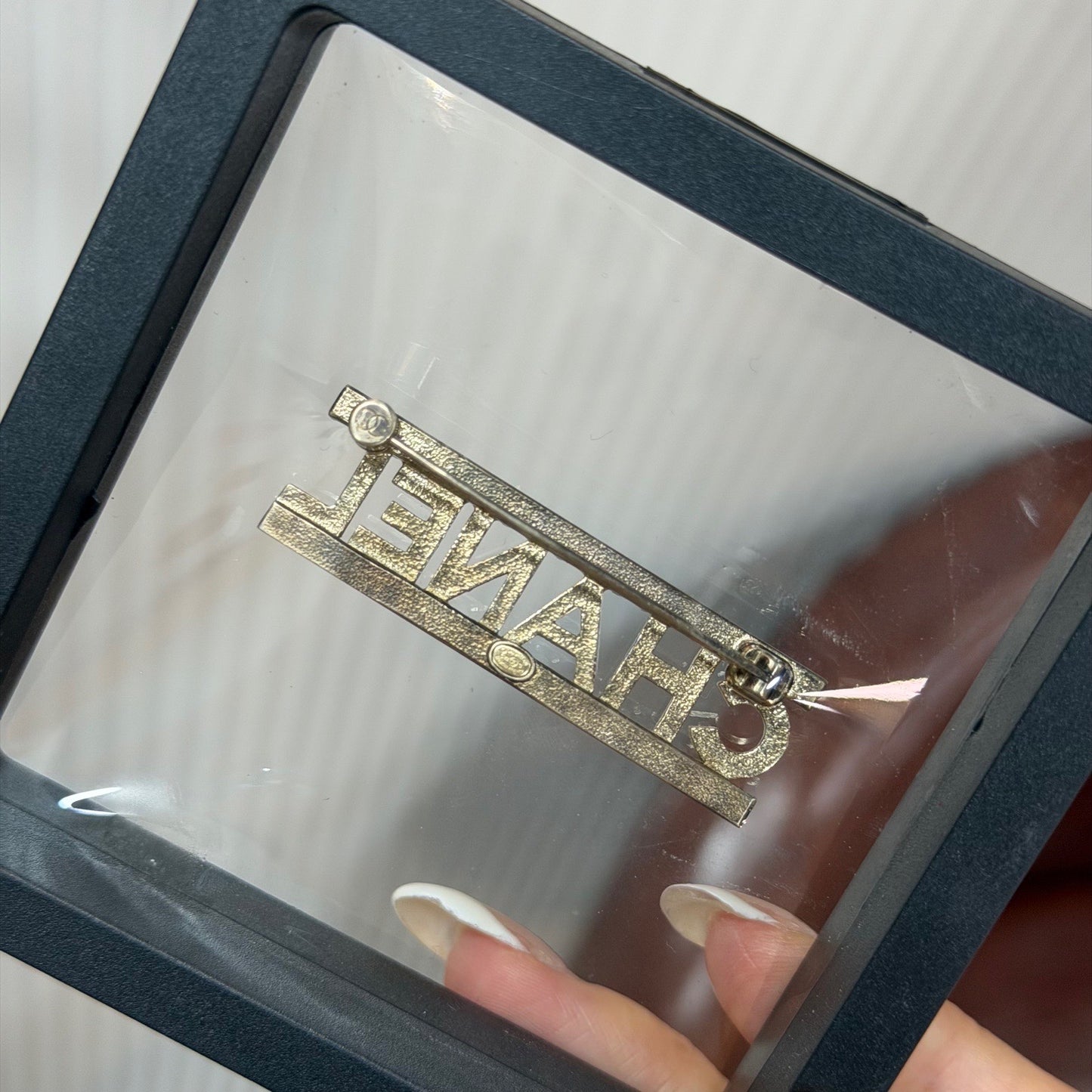 Chanel - Other - Metal - Gold - (5 x 1.5cm)