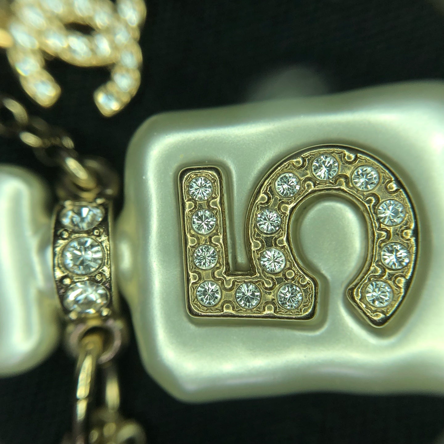 Chanel - Other - Metal - Gold - (72 cm)