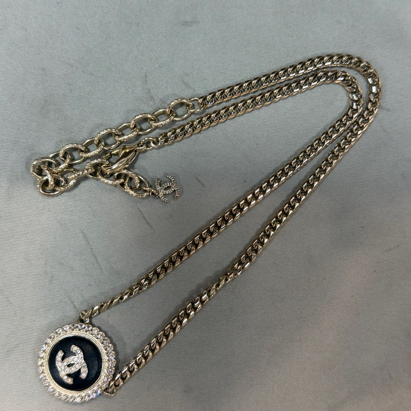 Chanel - Other - Metal - Gold - (Adjustable)