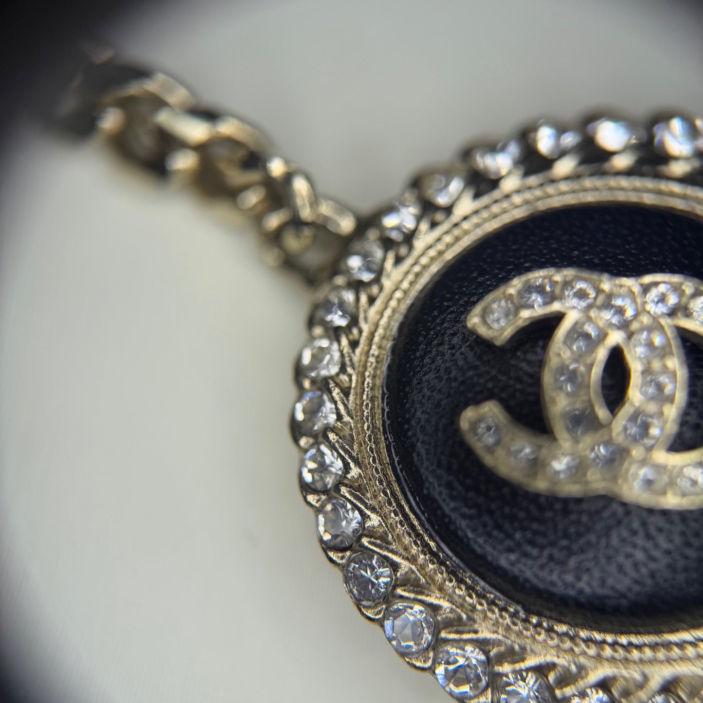 Chanel - Other - Metal - Gold - (Adjustable)