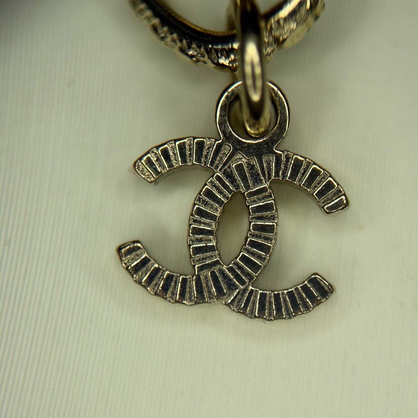 Chanel - Other - Metal - Gold - (Adjustable)