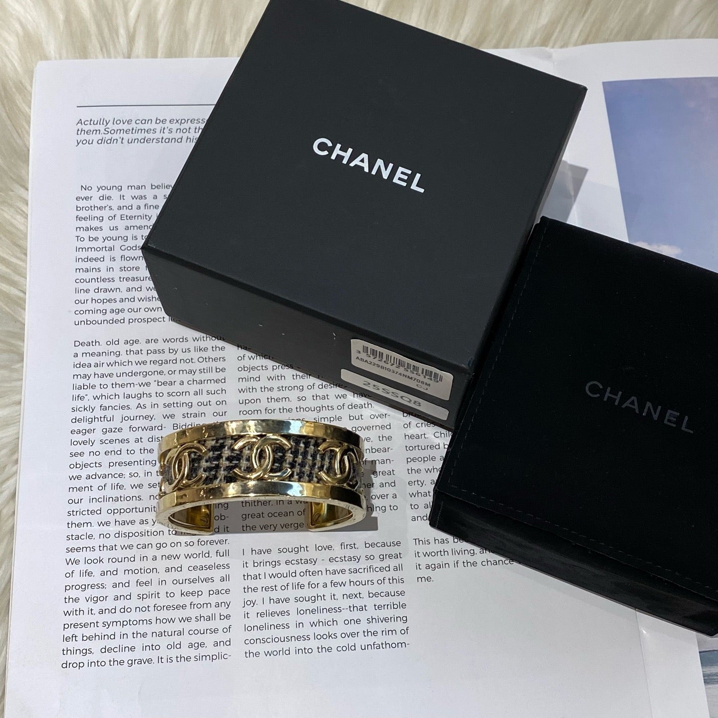 Chanel - Other - Metal - Gold - (M)