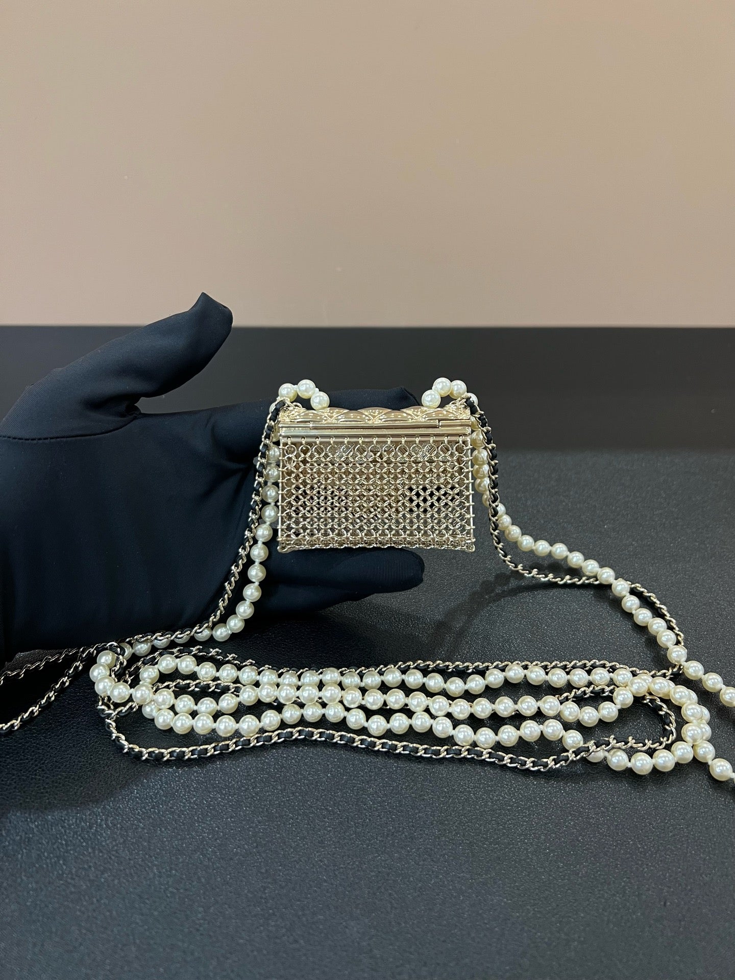 Chanel - Other - Metal - Gold - (mini)