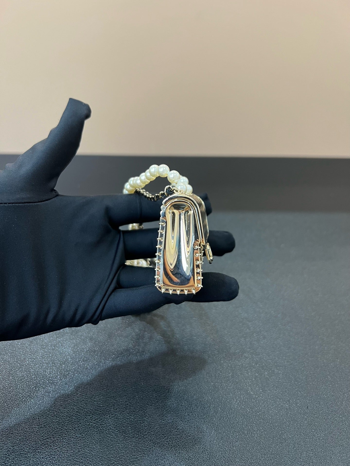 Chanel - Other - Metal - Gold - (mini)