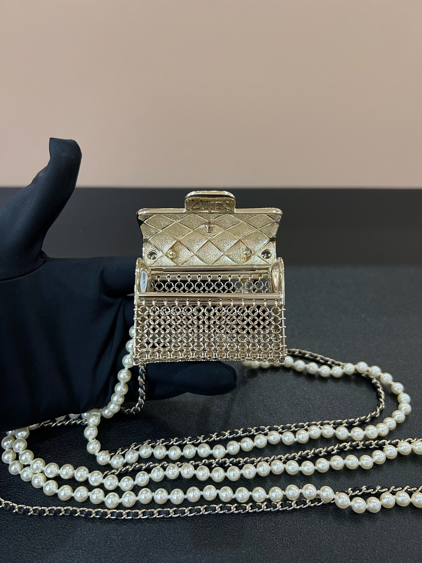 Chanel - Other - Metal - Gold - (mini)
