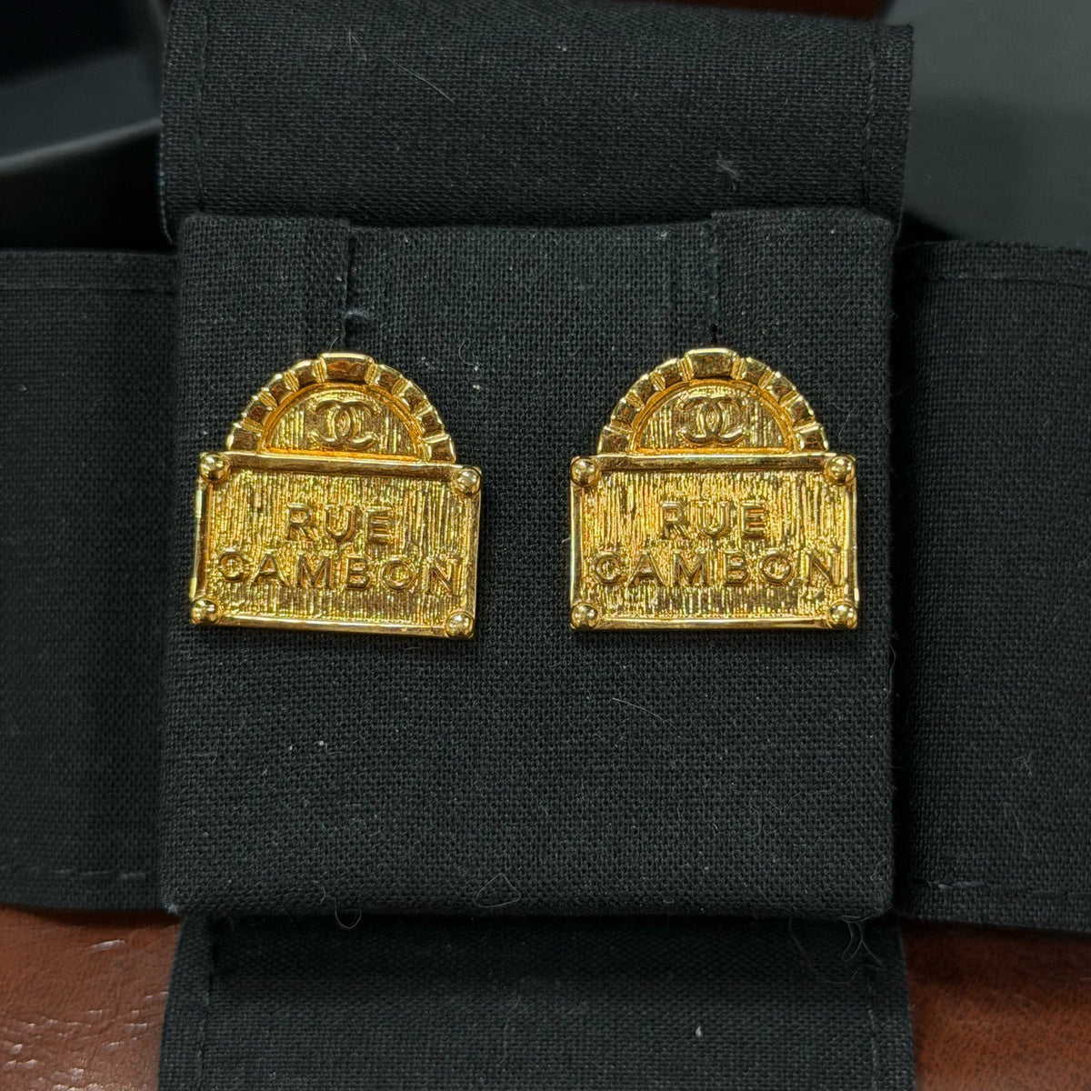 Chanel - Other - Metal - Gold - (Other)