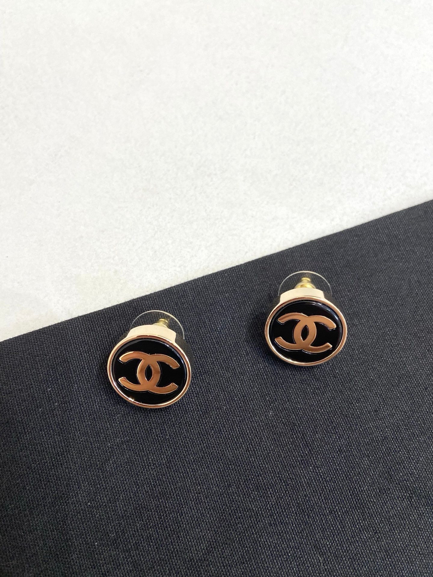 Chanel - Other - Metal - Gold - (Other)