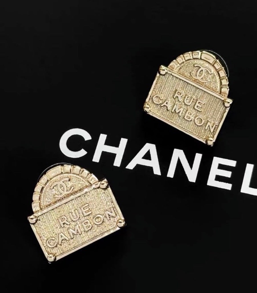 Chanel - Other - Metal - Gold - (Other)