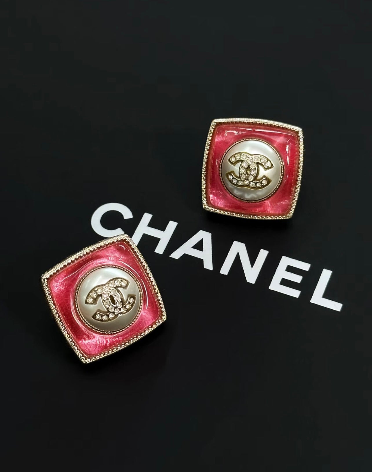 Chanel - Other - Metal - Pink