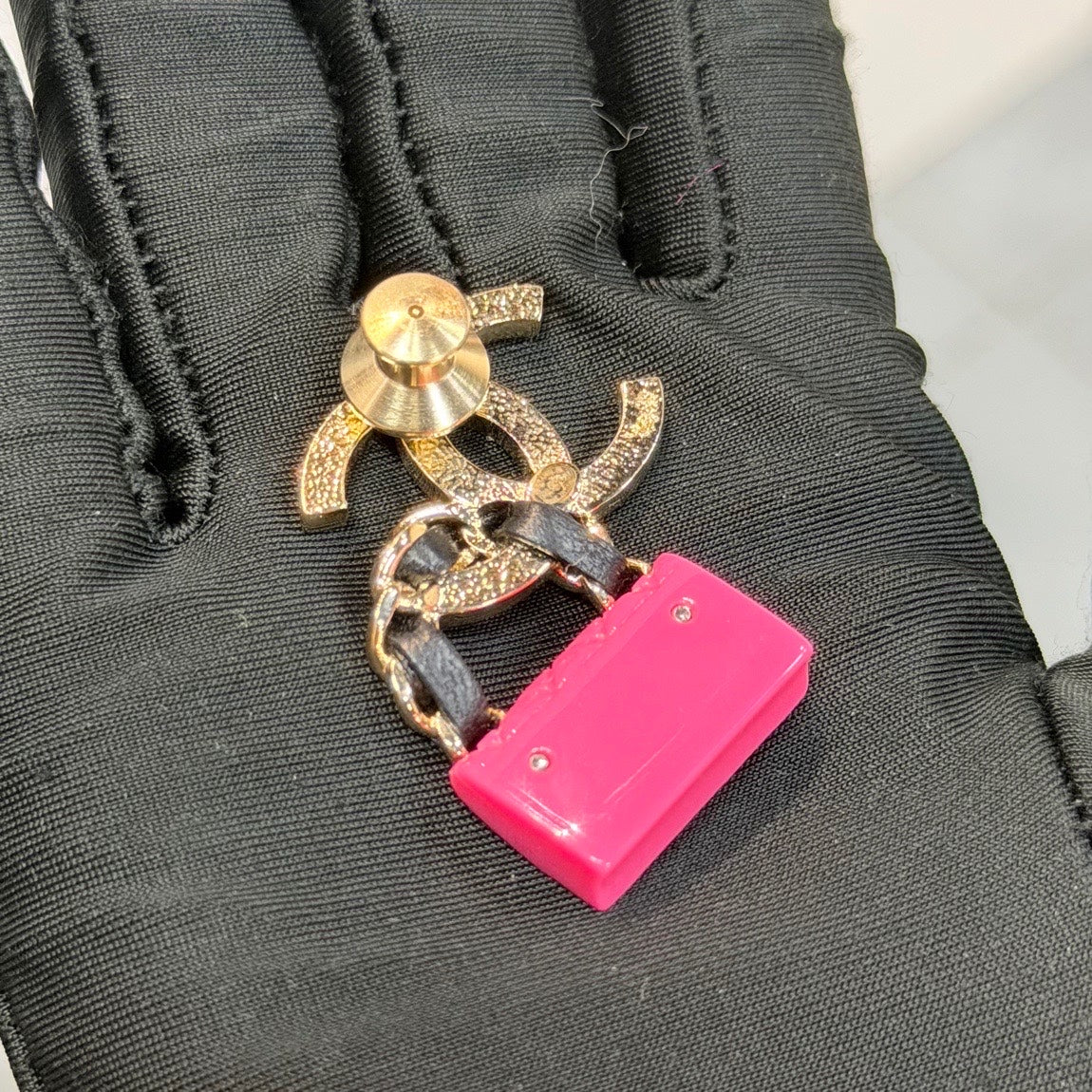 Chanel - Other - Metal - Pink