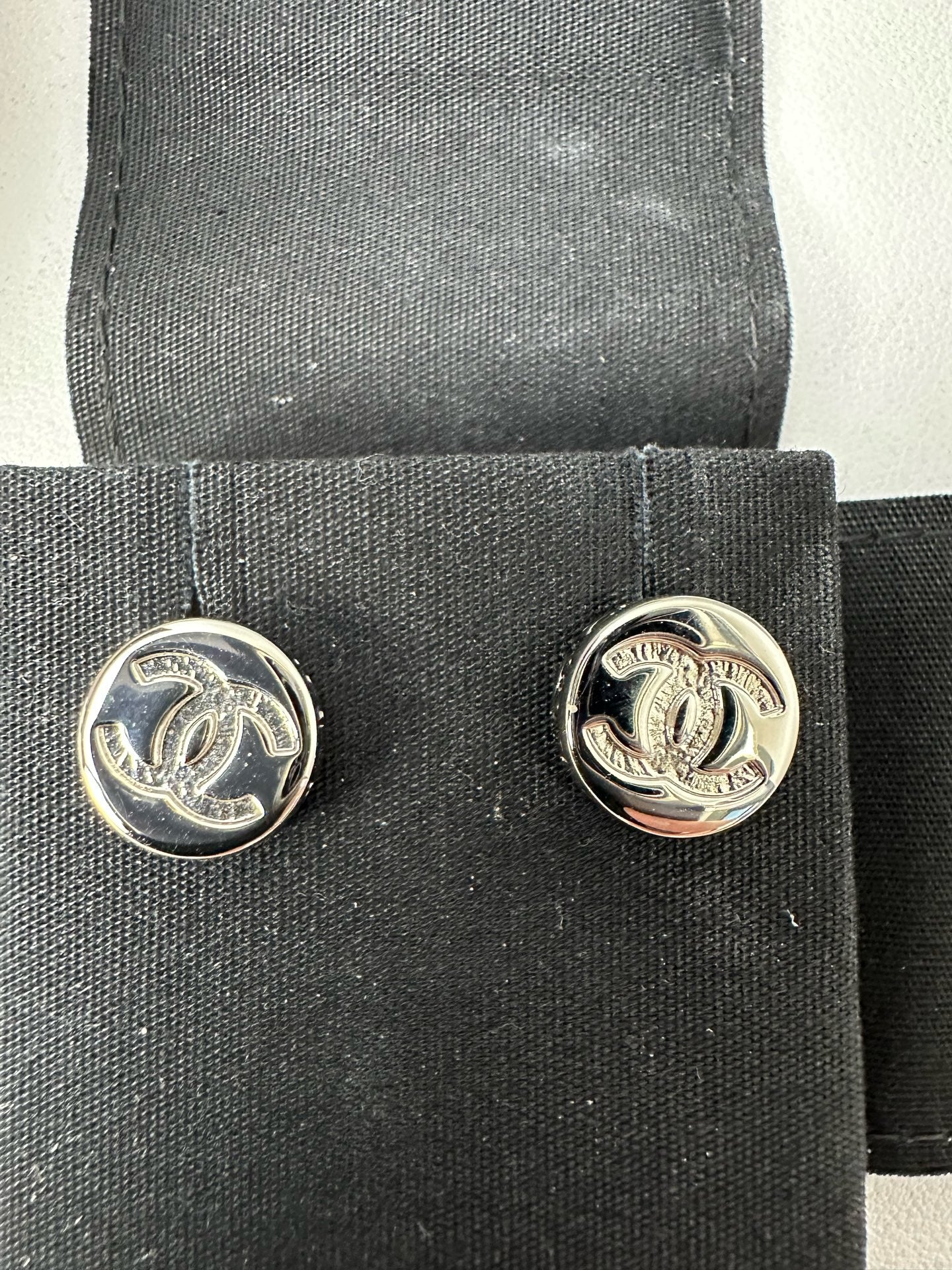 Chanel - Other - Metal - Silver