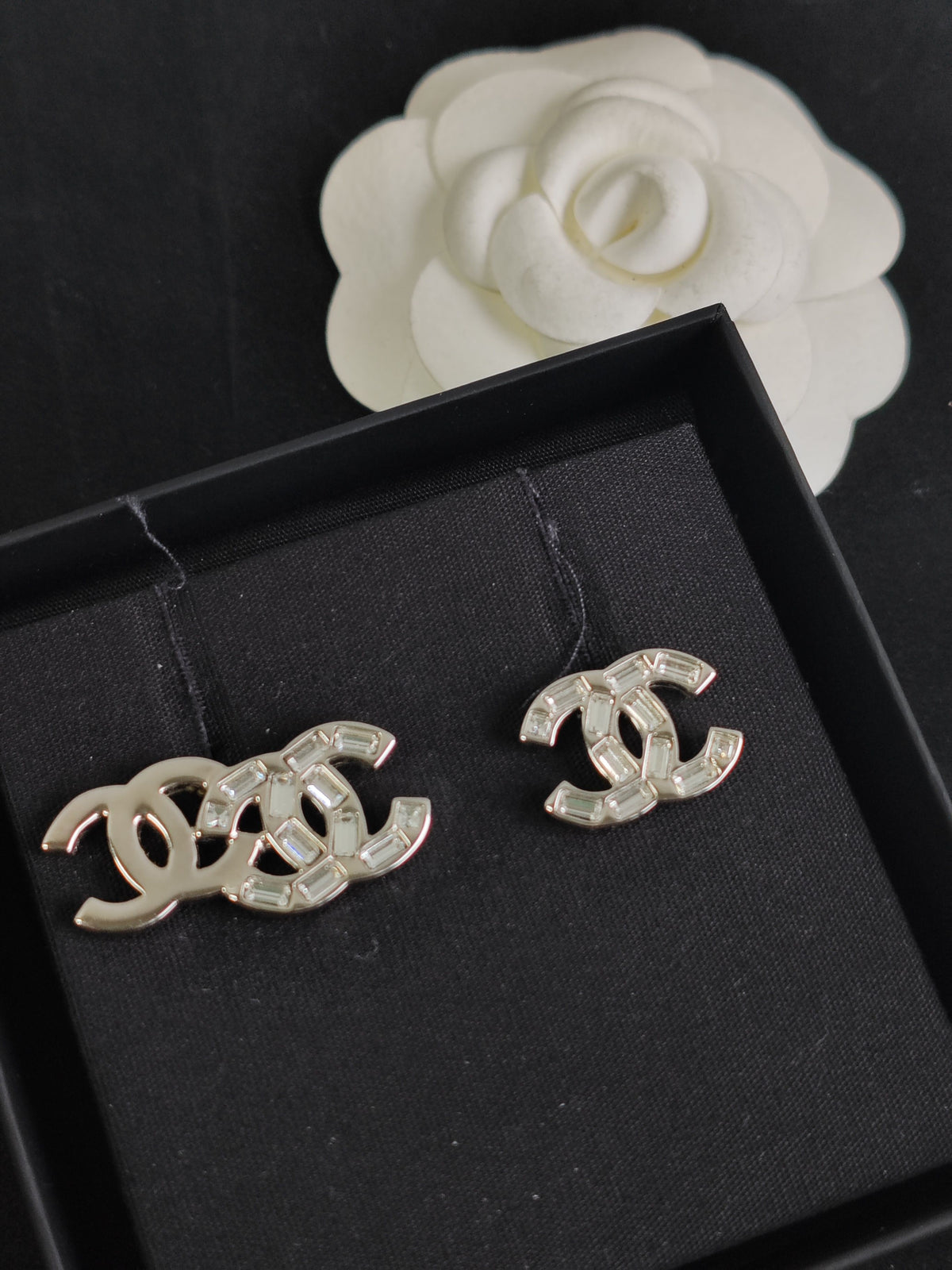 Chanel - Other - Metal with glass rhinestones; composition is not confirmed for this pair. - Silver