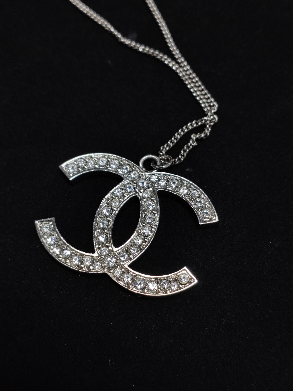 Chanel - Other - Metal with glass rhinestones - Silver
