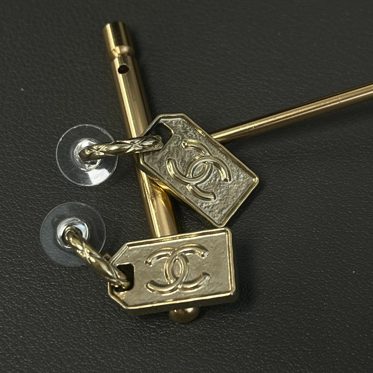 Chanel - Other - Metal with gold plating - Gold