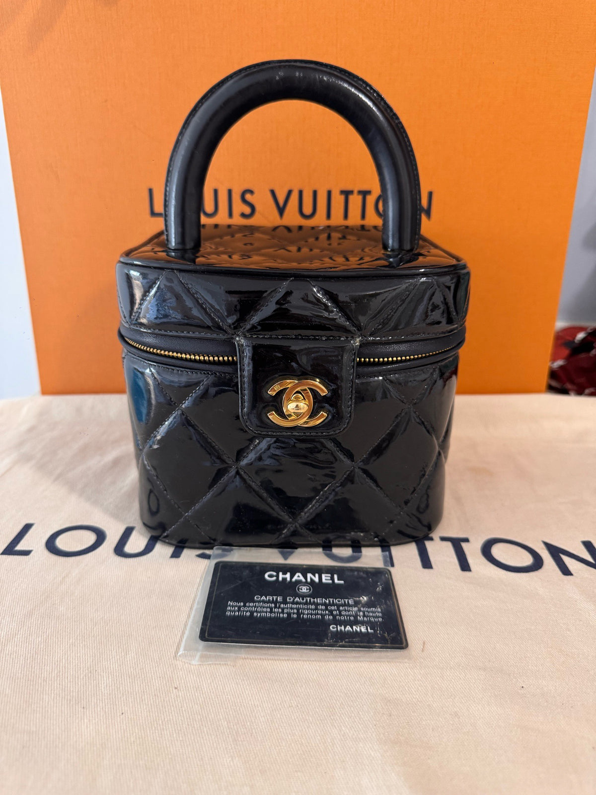 Chanel - Other - Patent leather - Black