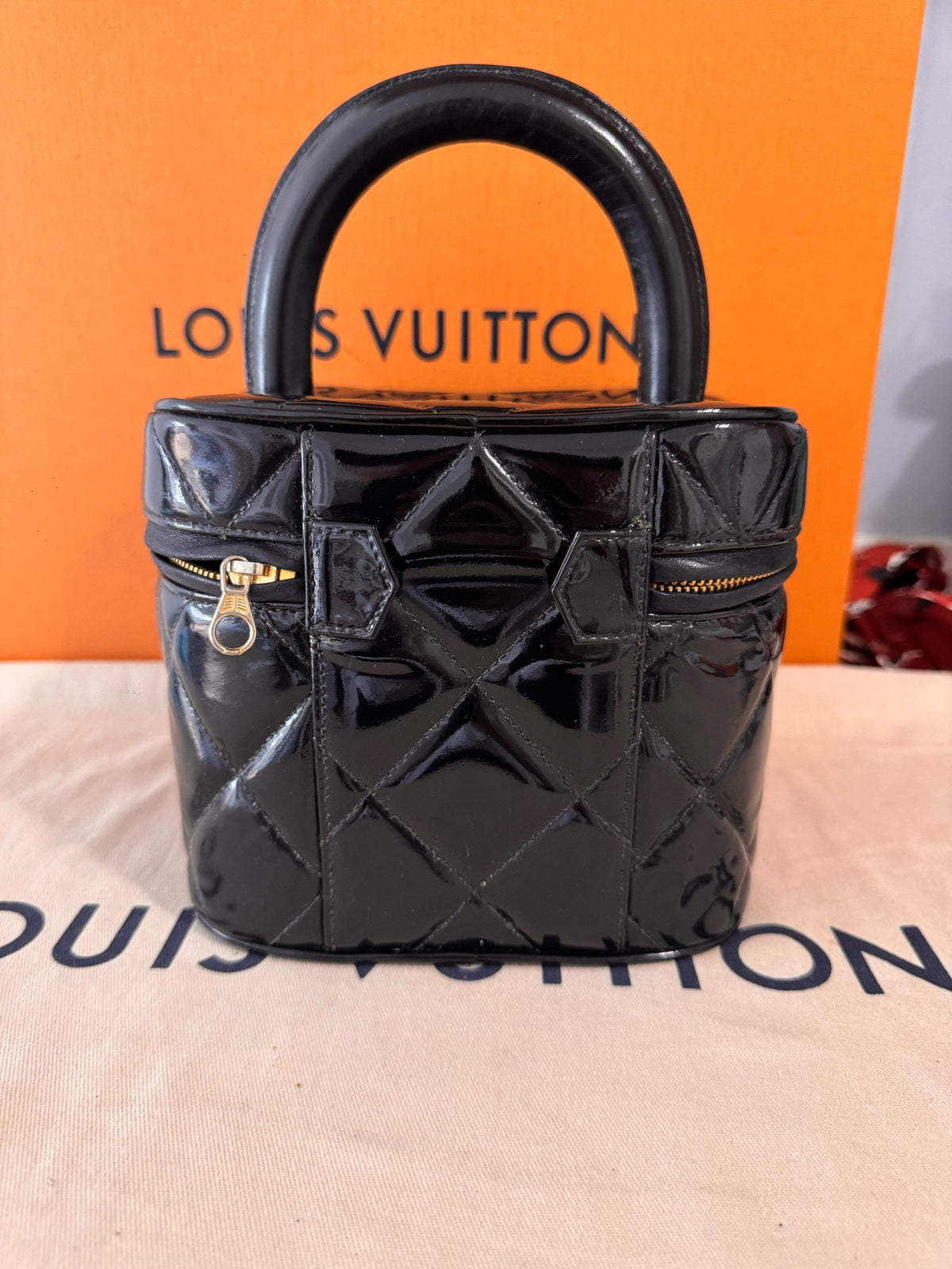 Chanel - Other - Patent leather - Black