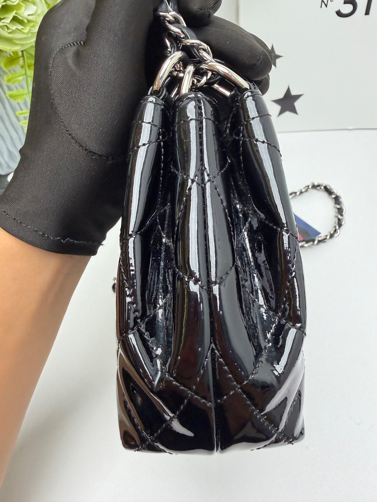 Chanel - Other - Patent leather - Black