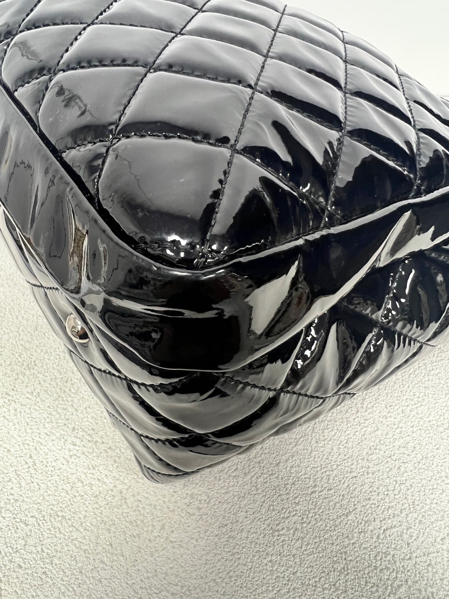 Chanel - Other - Patent leather - Black - (large)