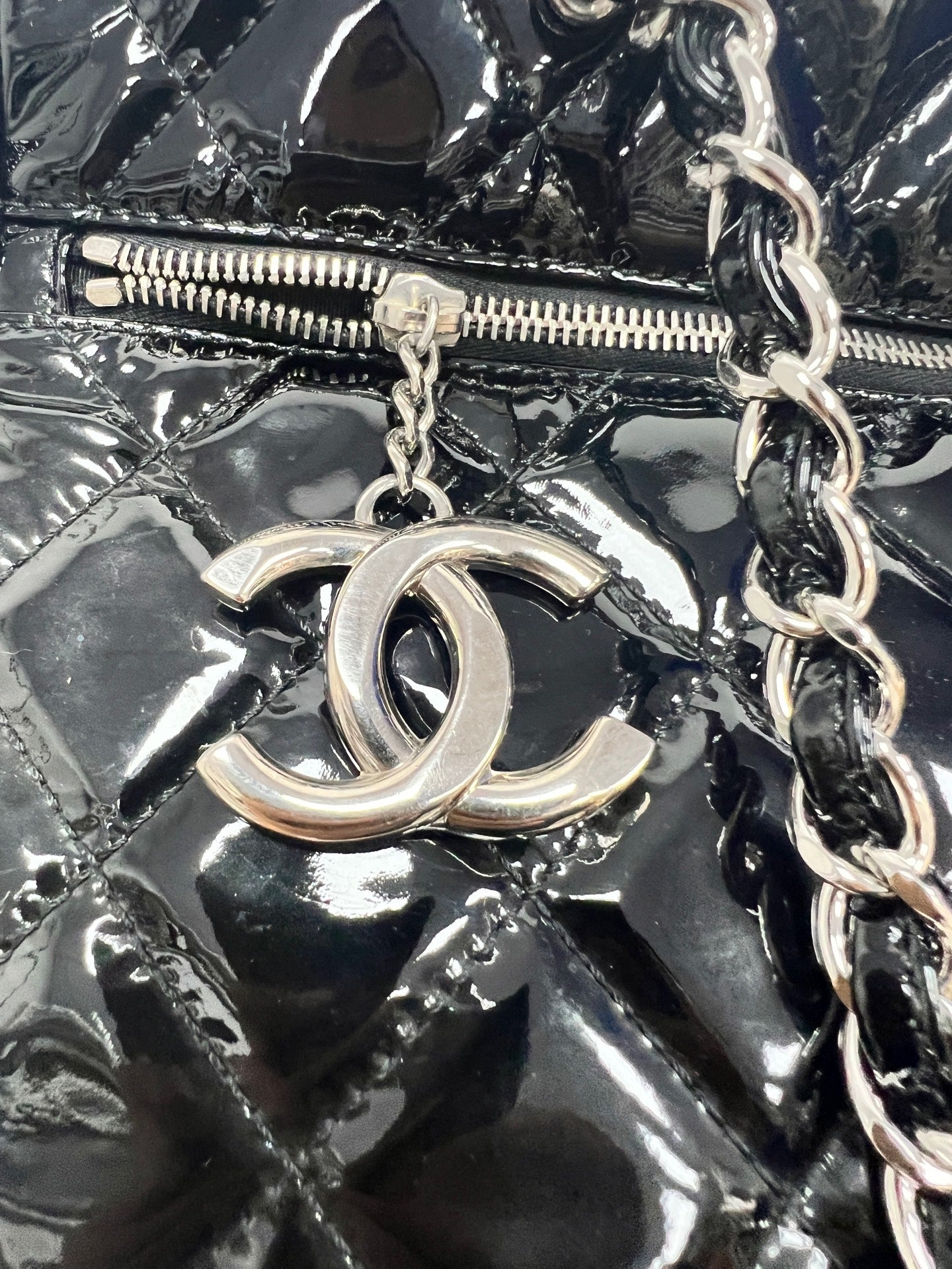 Chanel - Other - Patent leather - Black - (large)