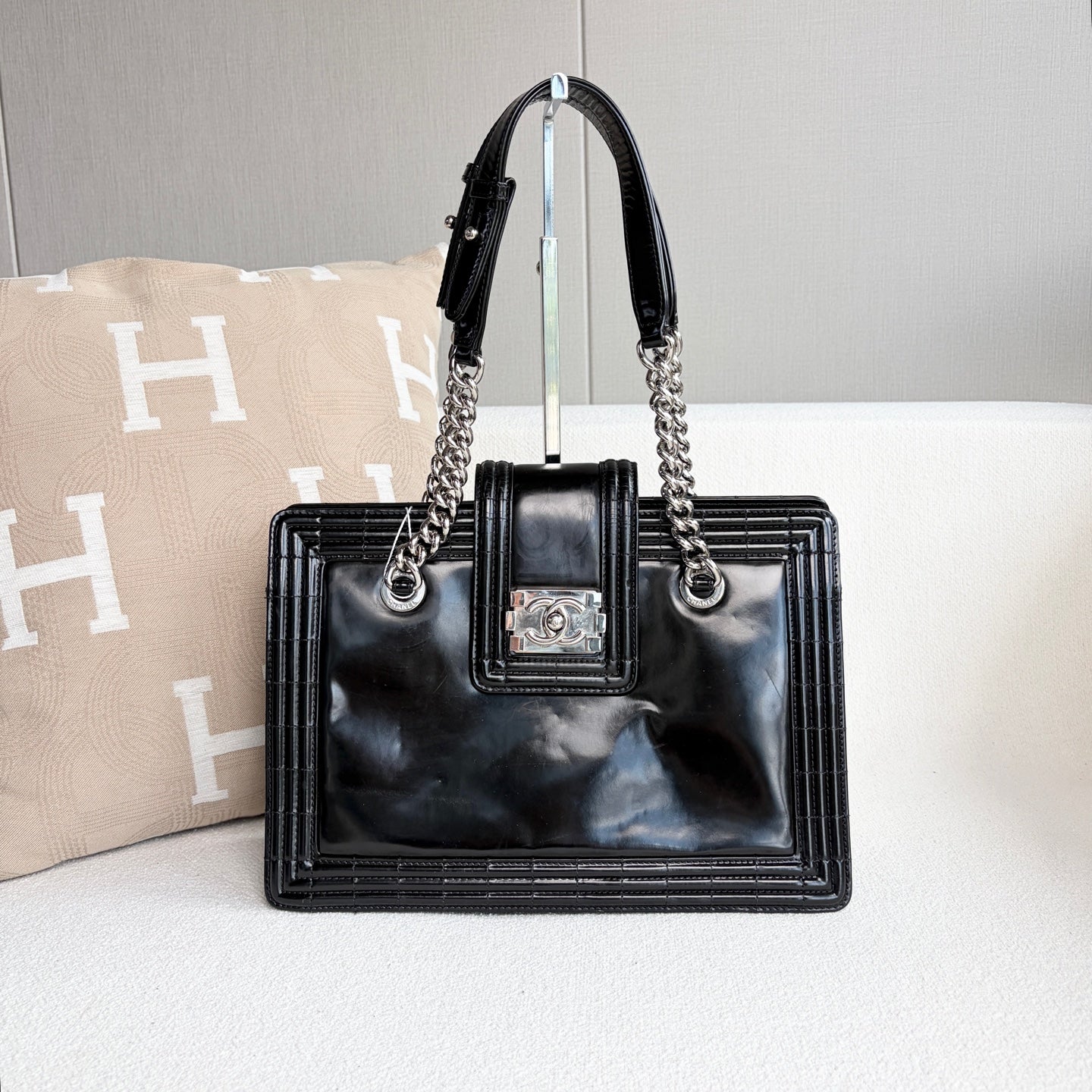 Chanel - Other - Patent leather - Black - (medium)