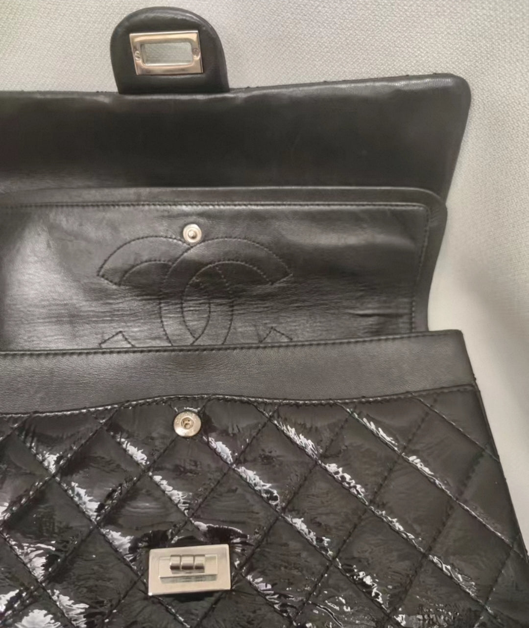 Chanel - Other - Patent leather - Black - (medium)