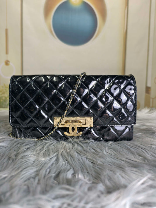 Chanel - Other - Patent leather - Black - (mini)
