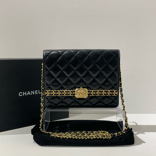 Chanel - Other - Patent leather - Black - (mini)