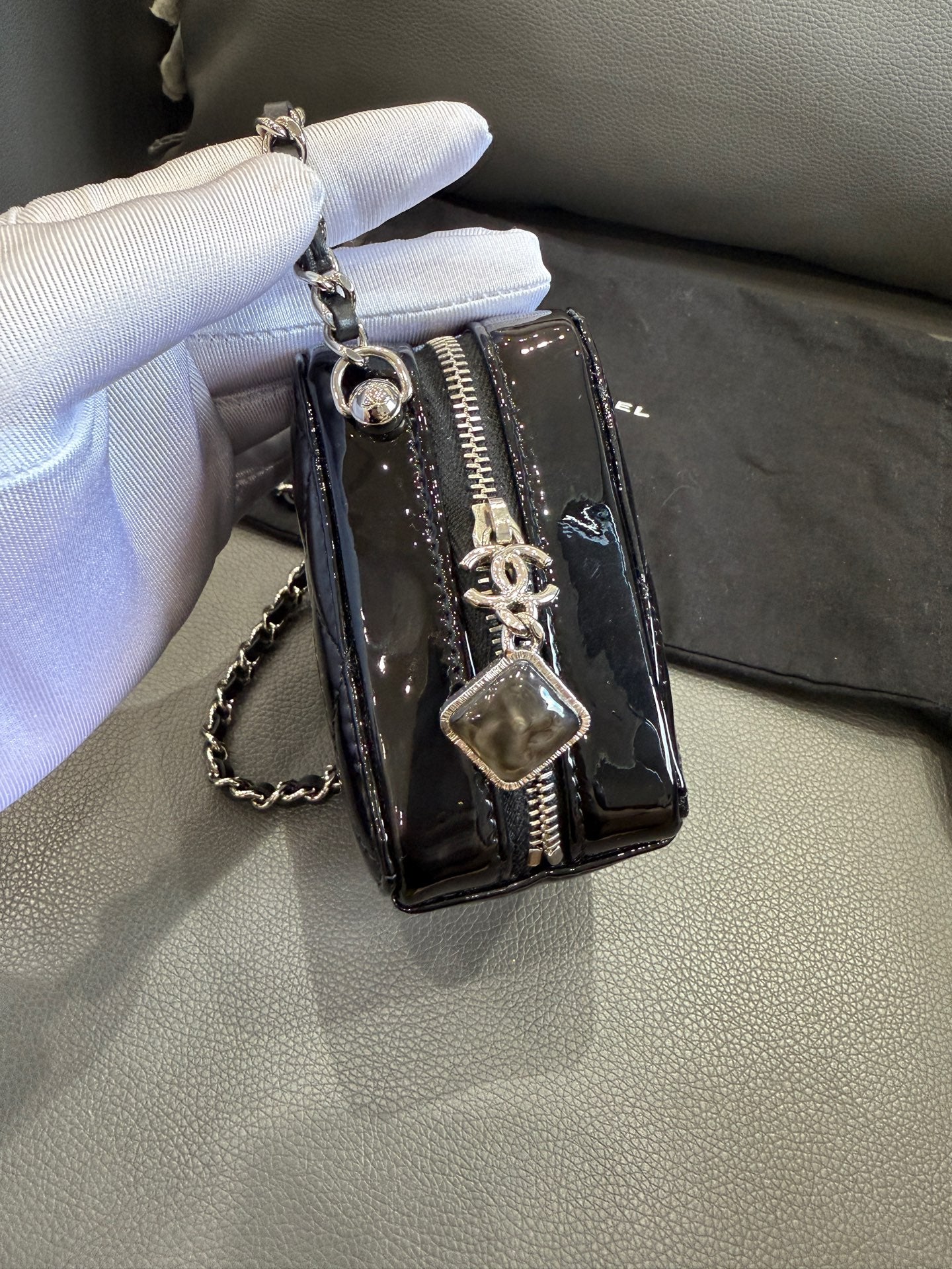 Chanel - Other - Patent leather - Black - (mini)