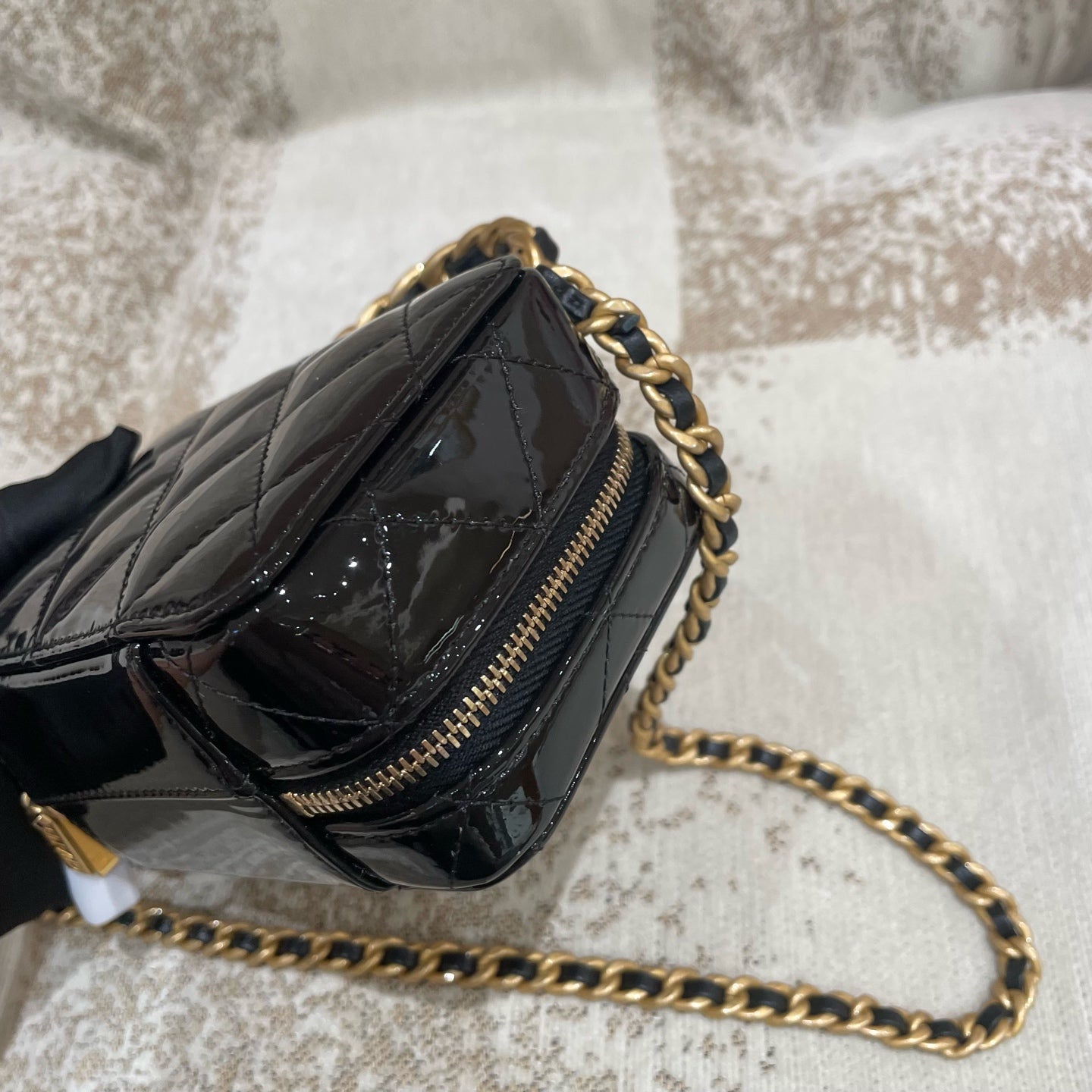 Chanel - Other - Patent leather - Black - (mini)