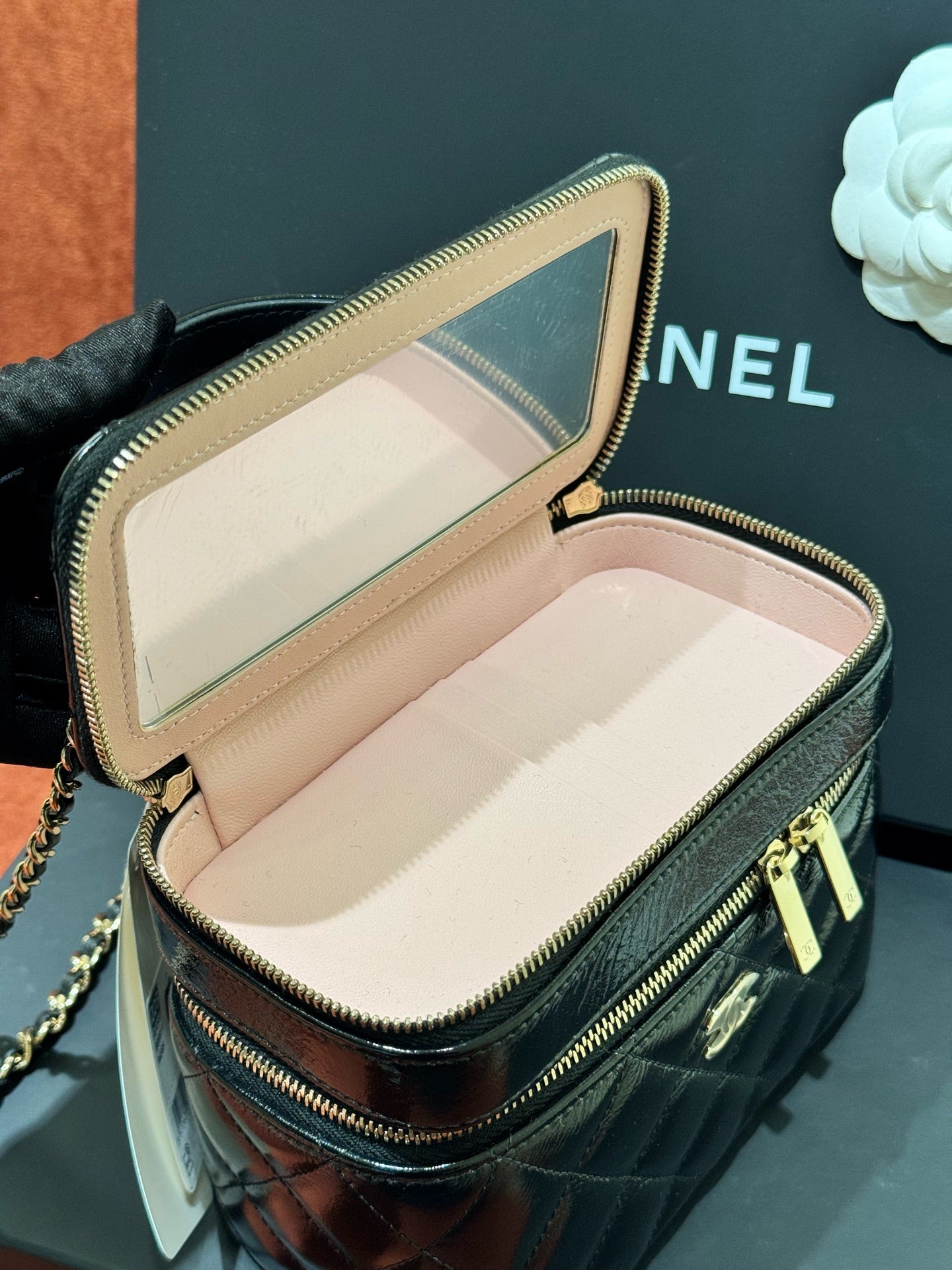 Chanel - Other - Patent leather - Black - (mini)