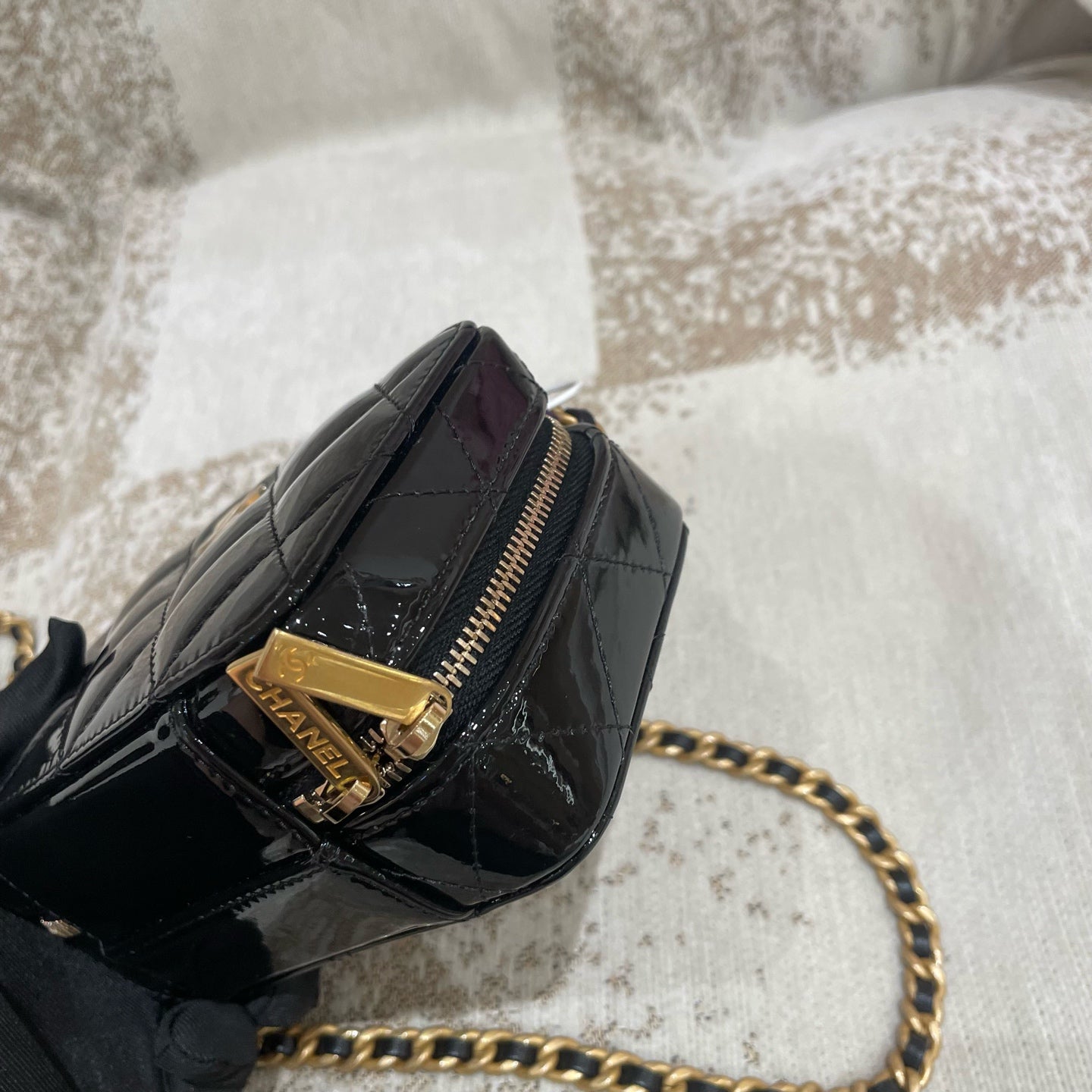 Chanel - Other - Patent leather - Black - (mini)