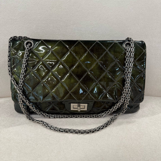 Chanel - Other - Patent leather - Green - (medium)