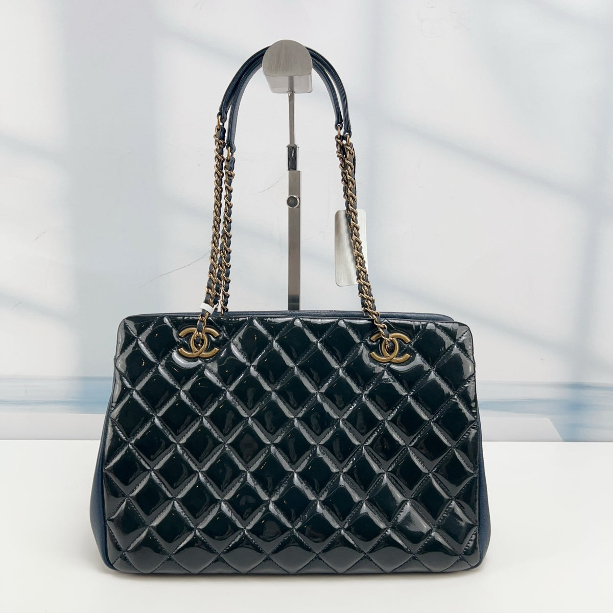 Chanel - Other - Patent leather - Green - (Medium)