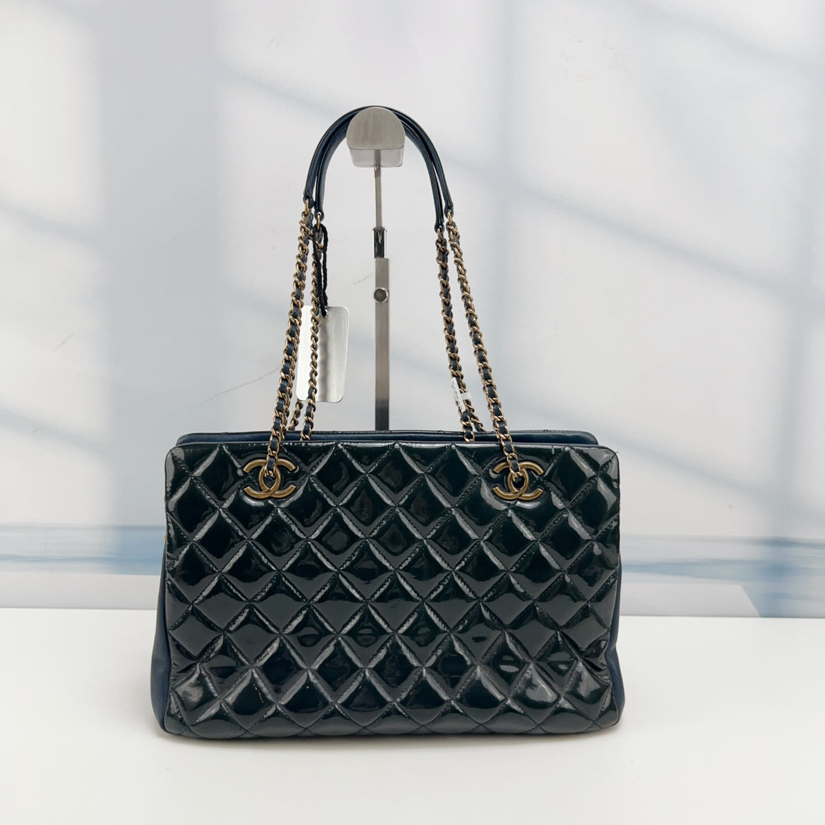 Chanel - Other - Patent leather - Green - (Medium)
