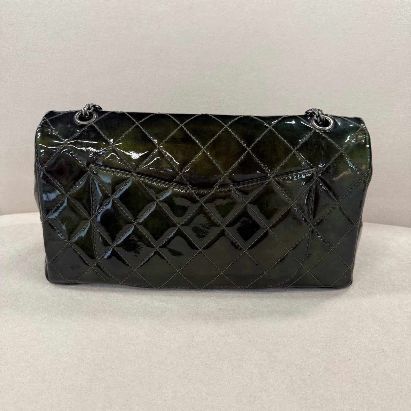 Chanel - Other - Patent leather - Green - (medium)